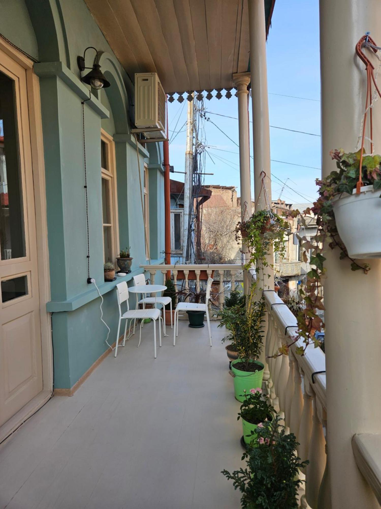 Old Gold Apartment *